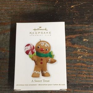 Hallmark A Sweet Treat Ornament 2011